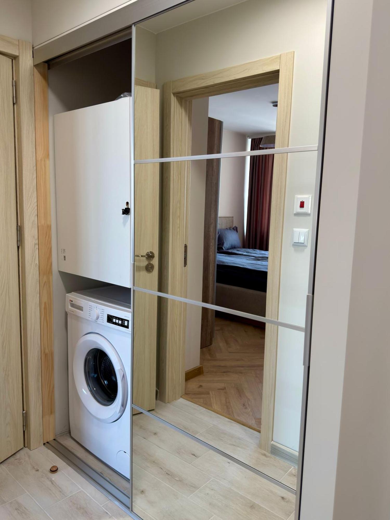 Parkcentral Luxury In City Center 7 Veliko Tarnovo Exterior photo